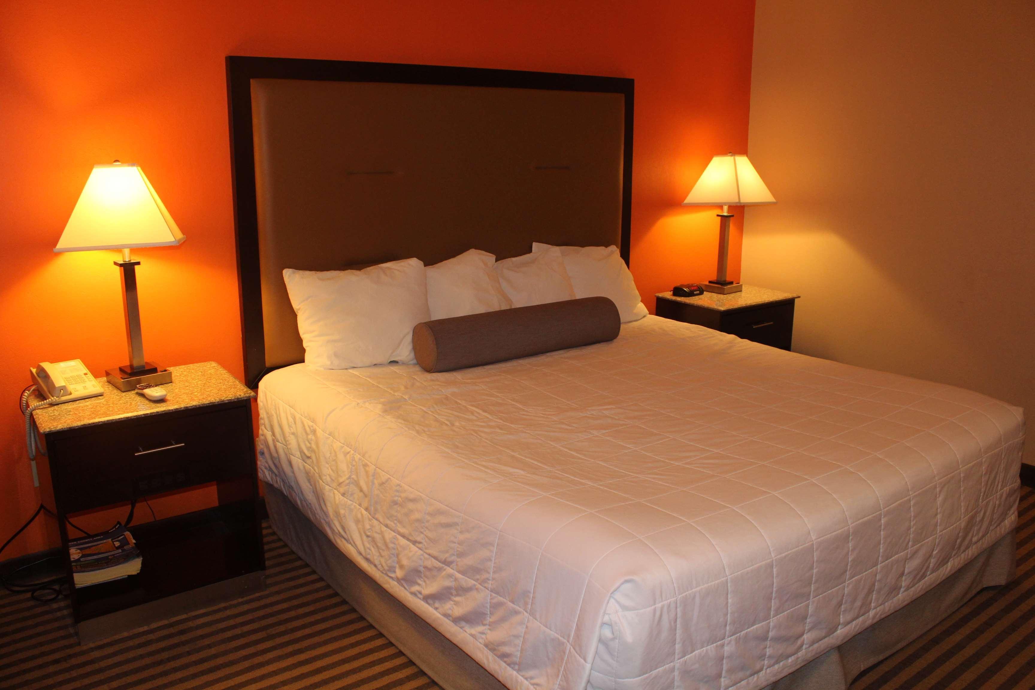 Surestay Hotel By Best Western בלמור מראה חיצוני תמונה